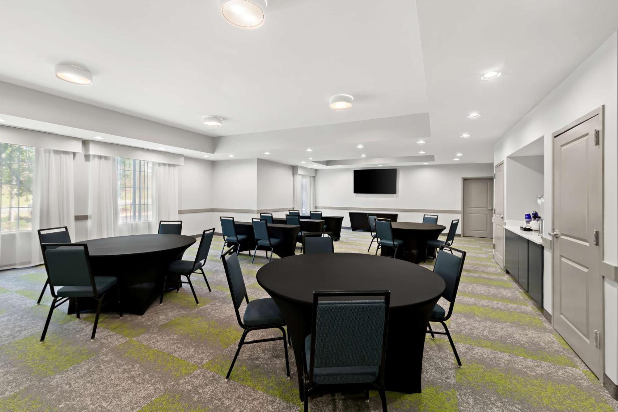 Spark By Hilton Little Rock West Exterior photo